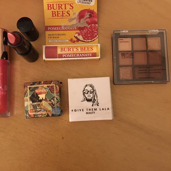 9pc Makeup Bundle Bronzer Eye Shadows Lip balm Concealer Brush Lip Oil Bag etc - Picture 10 of 12